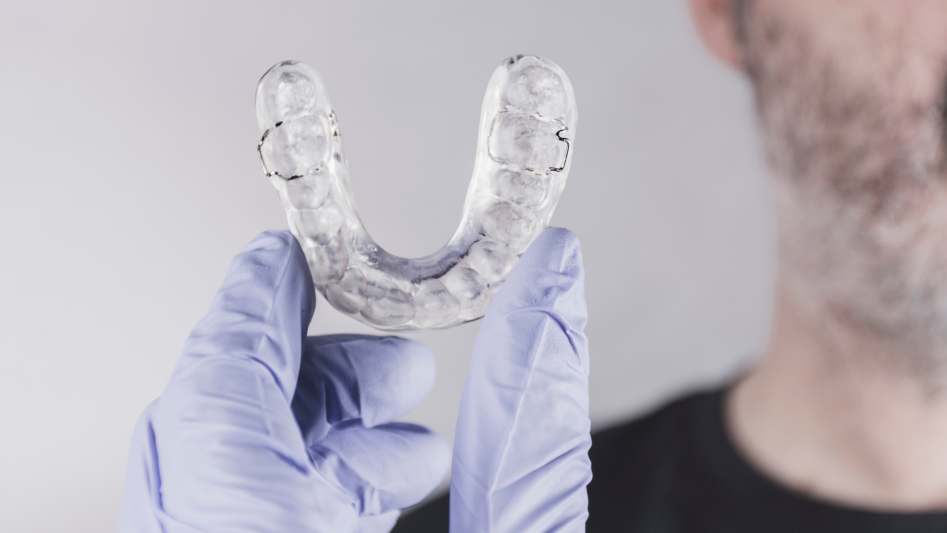 ¿Qué provoca el desgaste de los dientes?
